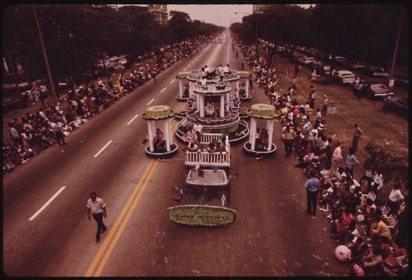 Photograph by John H. White for Documerica