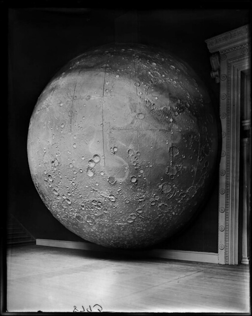 Field Columbian Museum Moon Model