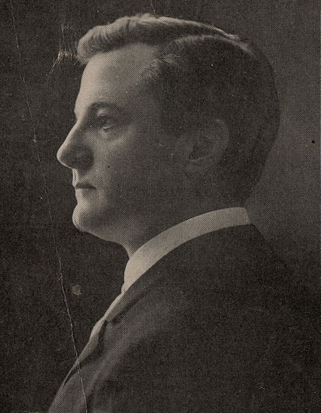  Frank C. Stanley singing Auld Lang Syne (1910)