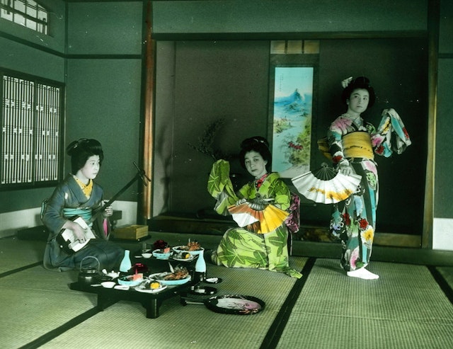 Herbert Geddes’ “Life in Japan” Collection: Hand-Coloured Glass Transparencies of the Meiji-Era