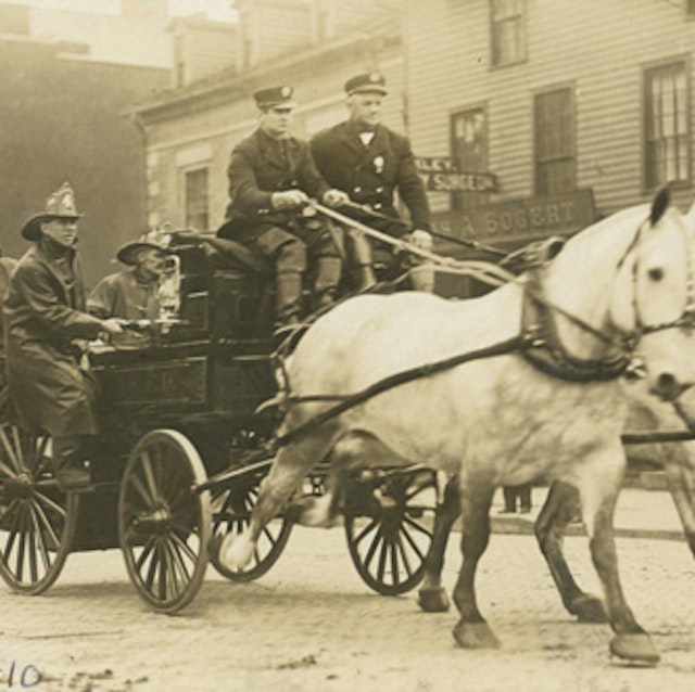 Horse Drawn Fire Engines (1896)