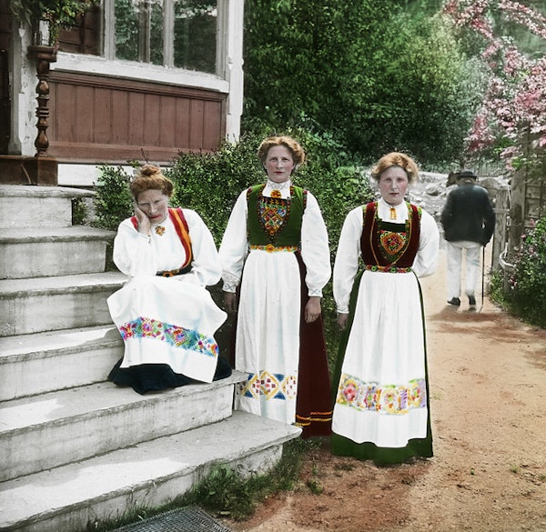 Women in national costume, Sundal Guesthouse.
