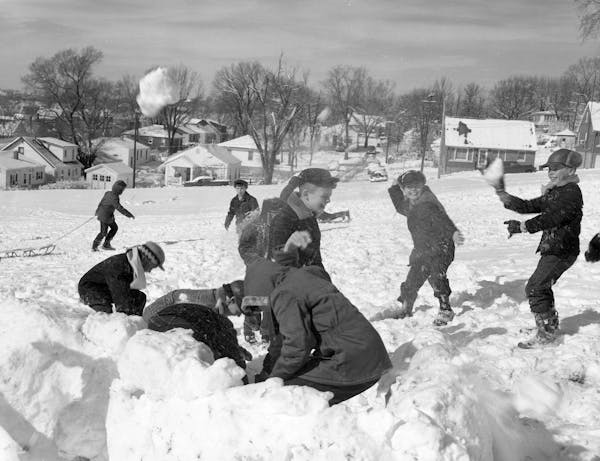 Representation of snowball fight in visual art