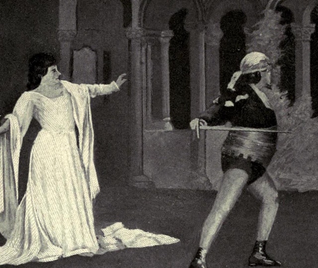 The Victrola Book of the Opera (1913)