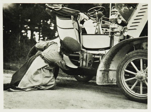 motoring photograph