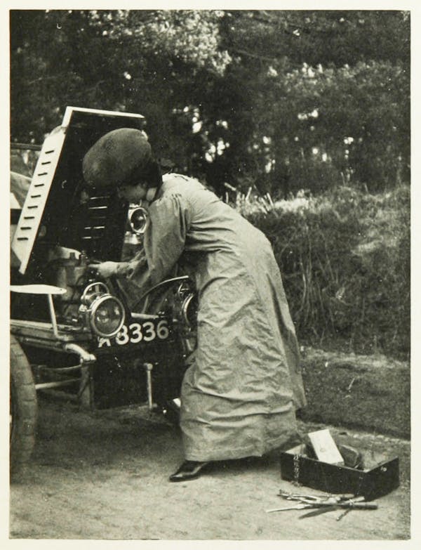 motoring photograph