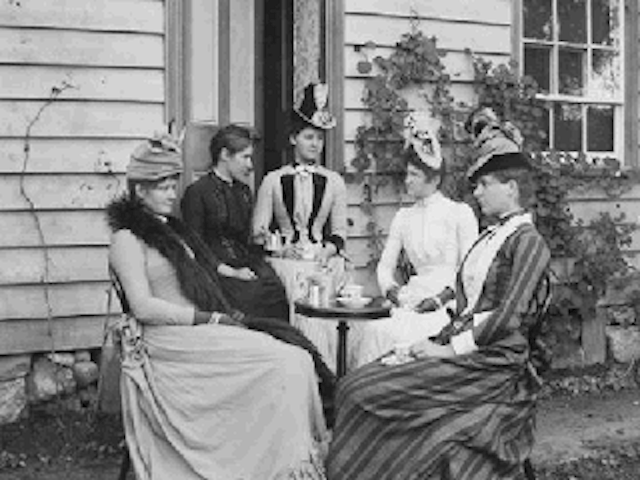  Women having tea in Napier, New Zealand (ca.1890)