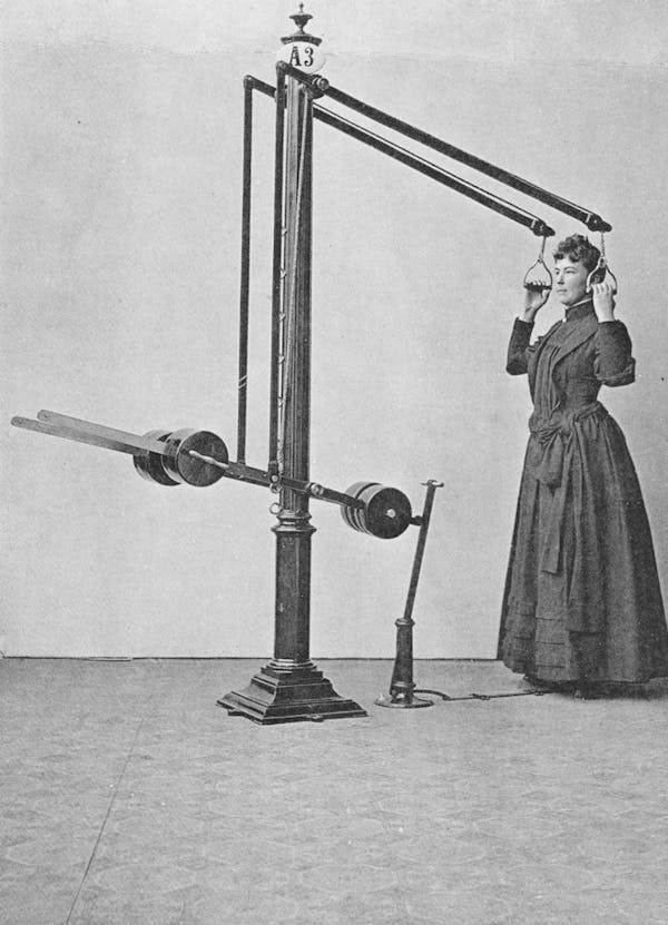 Photograph of person using Zander's gym equipment