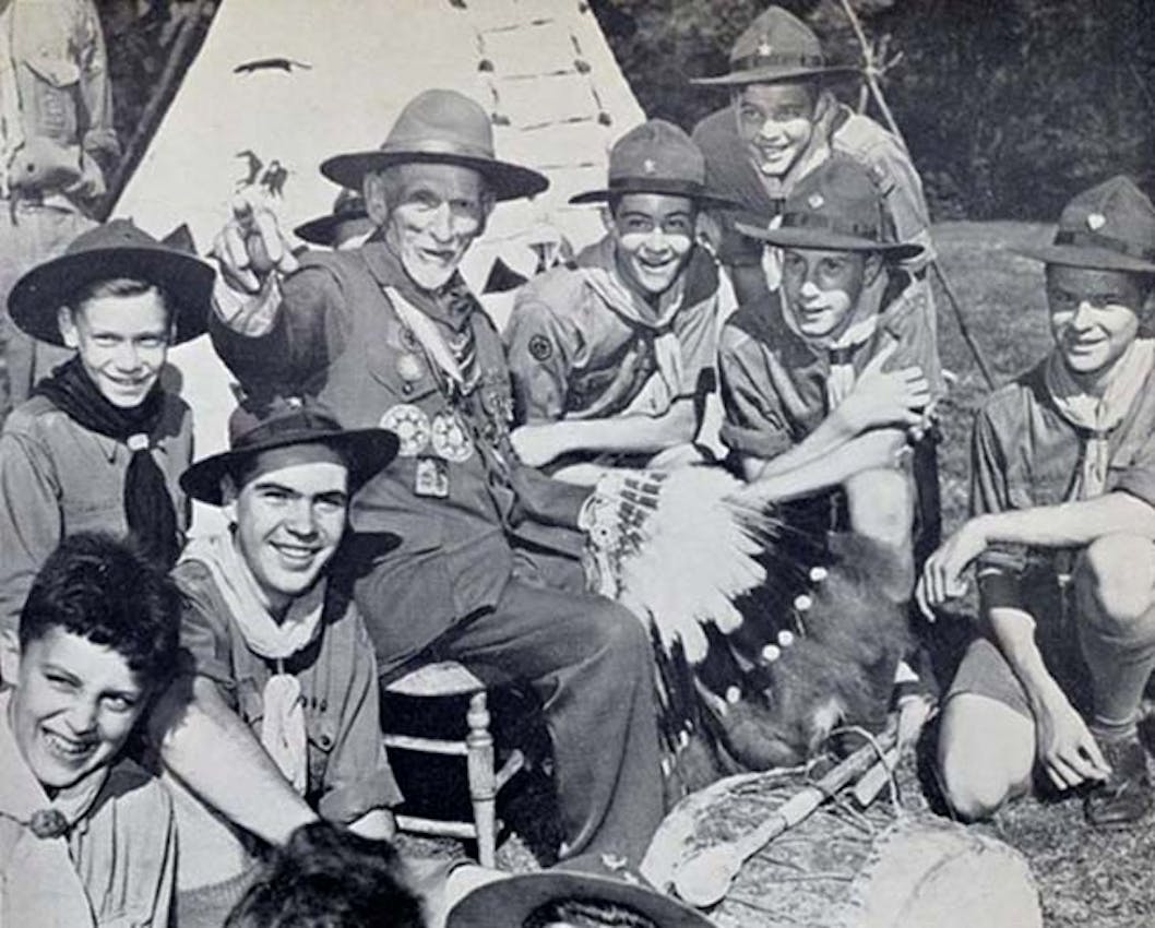 beard with scouts