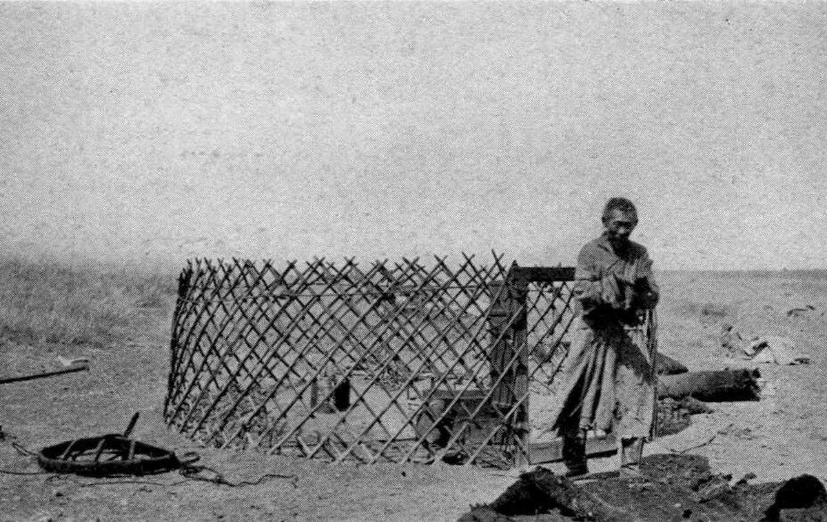 mongolia yurt structure