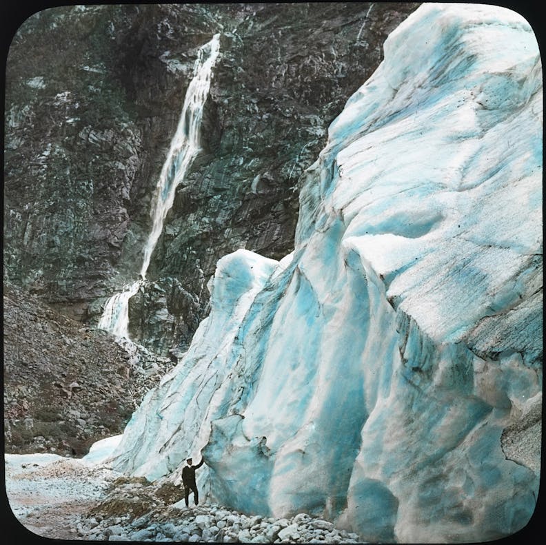 Bondhusbreen and Brufossen