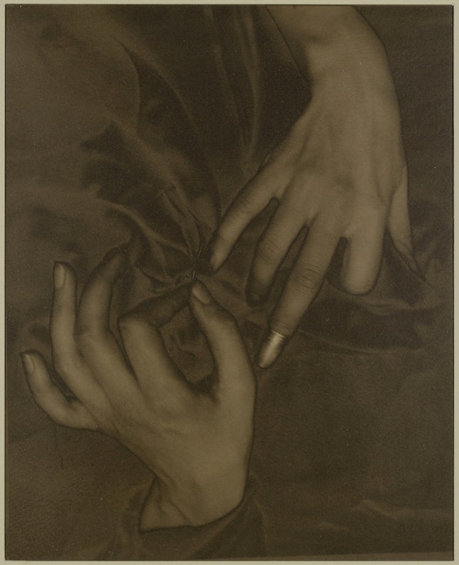 Georgia O'Keeffe - Hands and Thimble